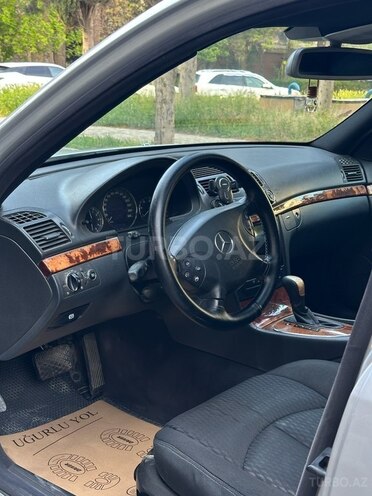 Mercedes E 270 2002, 357,500 km - 2.7 l - Bakı