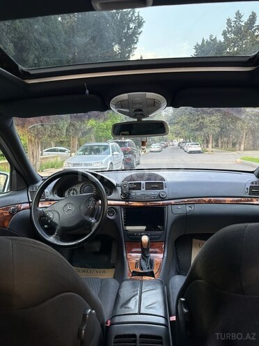 Mercedes E 270 2002, 357,500 km - 2.7 l - Bakı