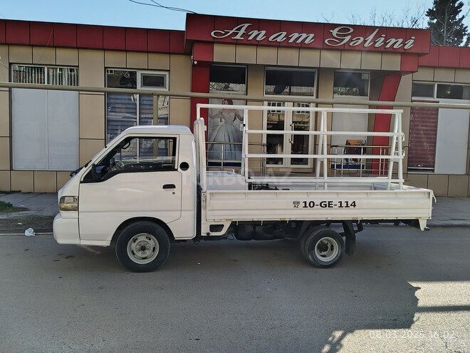 Hyundai H 100 1998, 400,000 km - 2.5 l - Şirvan