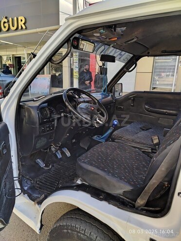 Hyundai H 100 1998, 400,000 km - 2.5 l - Şirvan