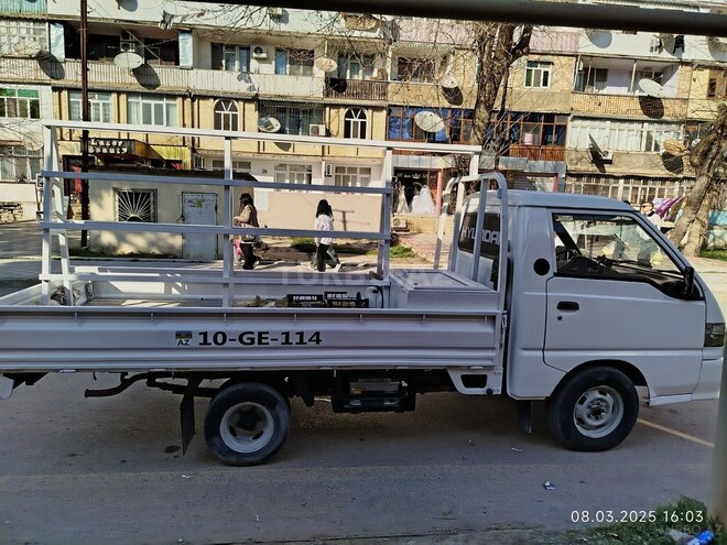 Hyundai H 100 1998, 400,000 km - 2.5 l - Şirvan