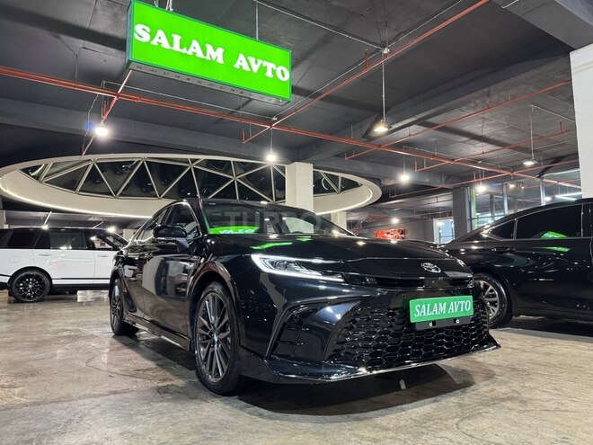 Toyota Camry-1