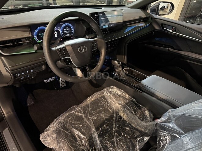 Toyota Camry-8