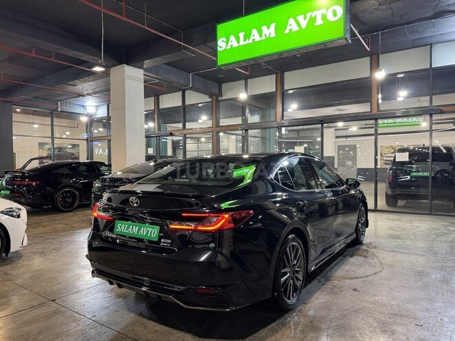 Toyota Camry-4