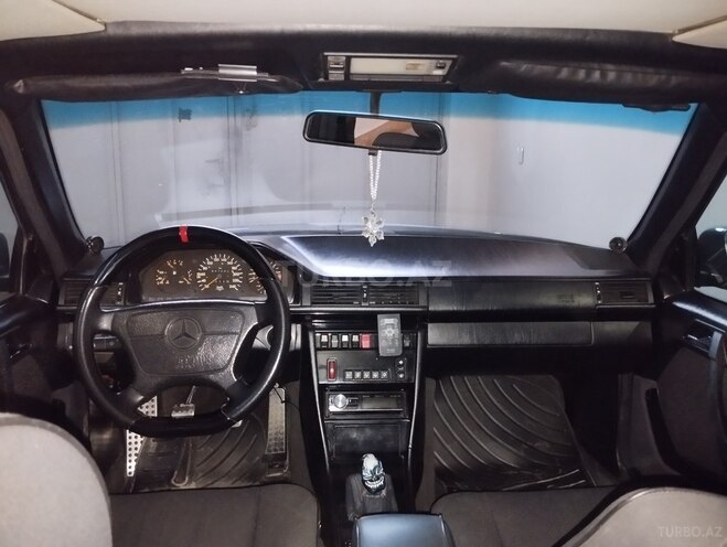 Mercedes E 220 1995, 320,000 km - 2.2 l - Gəncə