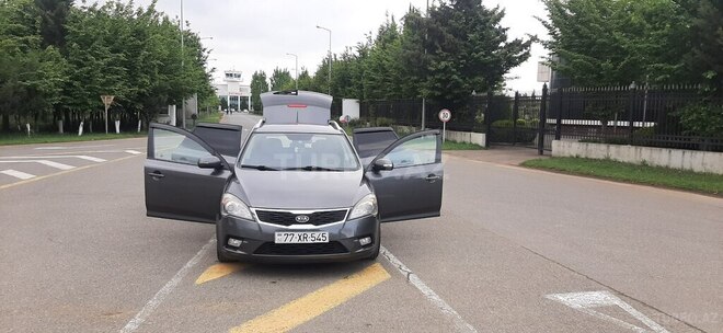 Kia Ceed 2009, 264,000 km - 1.6 л - Lənkəran