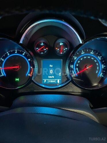 Chevrolet Cruze 2011, 319,650 km - 1.4 l - Lənkəran