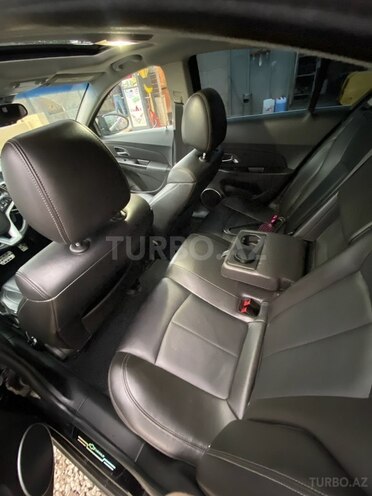 Chevrolet Cruze 2011, 319,650 km - 1.4 l - Lənkəran
