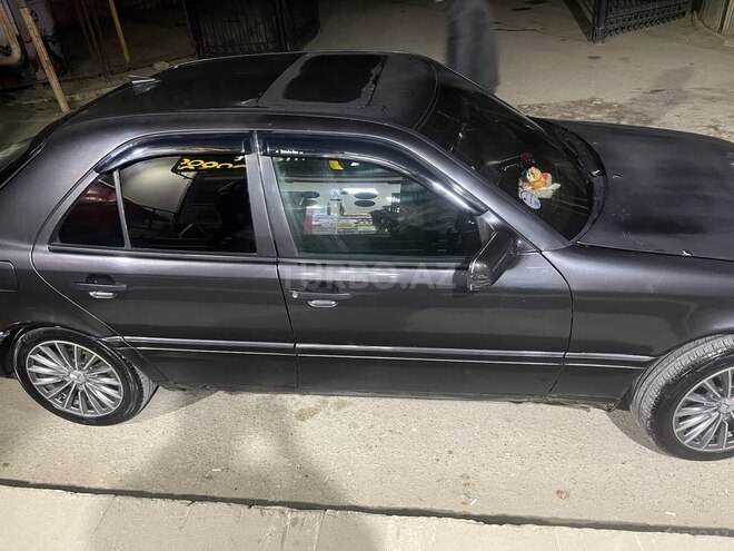 Mercedes C 200 1995, 593,815 km - 2.0 l - Bakı