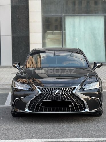 Lexus ES 300h 2023, 40,000 km - 2.5 л - Bakı