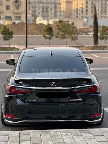 Lexus ES 300h 2023, 40,000 km - 2.5 л - Bakı