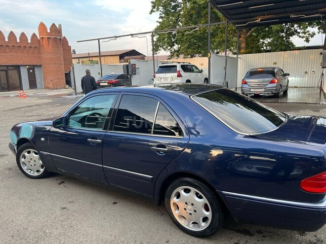Mercedes E 280 1996, 280,000 km - 2.8 л - Gəncə