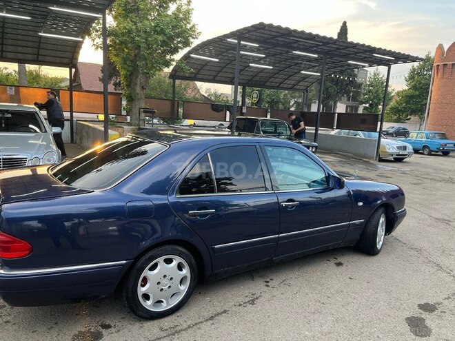 Mercedes E 280 1996, 280,000 km - 2.8 л - Gəncə