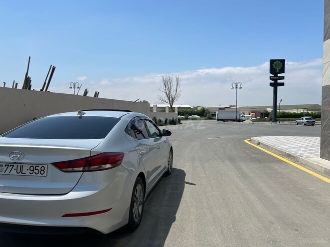 Hyundai Elantra 2017, 123,000 km - 2.0 л - Bakı