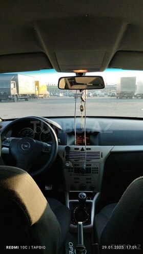 Opel Astra 2007, 72,300 km - 1.4 л - Bakı