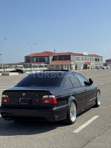 BMW 530 2002, 255,000 km - 3.0 l - Sumqayıt