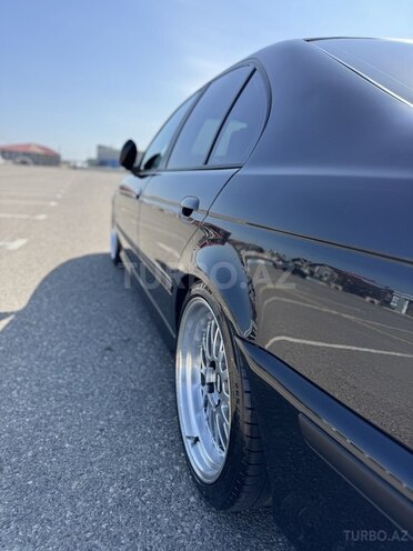 BMW 530 2002, 255,000 km - 3.0 l - Sumqayıt