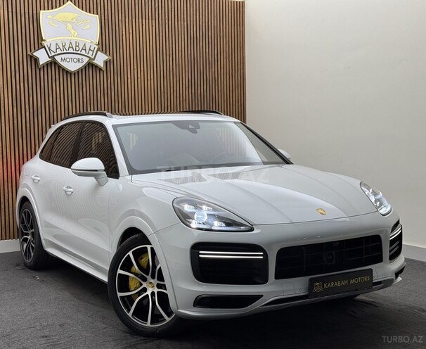 Porsche Cayenne Turbo 2018, 65,000 km - 4.0 l - Bakı