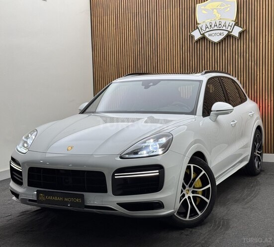 Porsche Cayenne Turbo 2018, 65,000 km - 4.0 l - Bakı