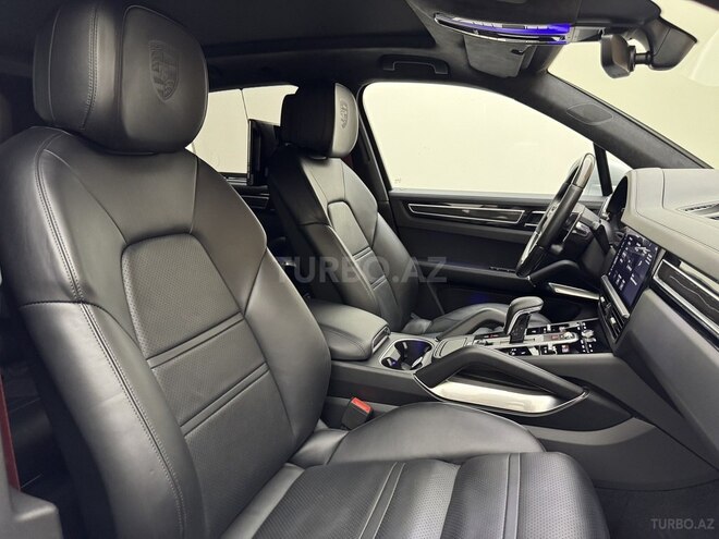 Porsche Cayenne Turbo 2018, 65,000 km - 4.0 l - Bakı
