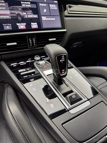 Porsche Cayenne Turbo 2018, 65,000 km - 4.0 l - Bakı