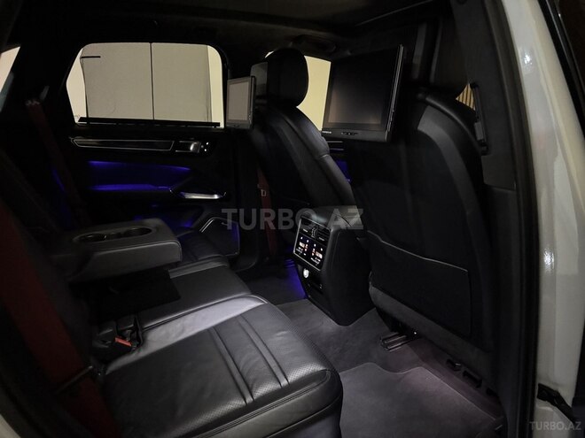 Porsche Cayenne Turbo 2018, 65,000 km - 4.0 l - Bakı