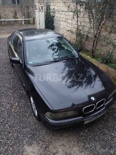 BMW 520 2001, 420,000 km - 2.2 l - Bakı