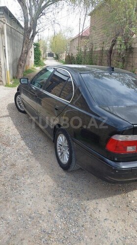 BMW 520 2001, 420,000 km - 2.2 l - Bakı