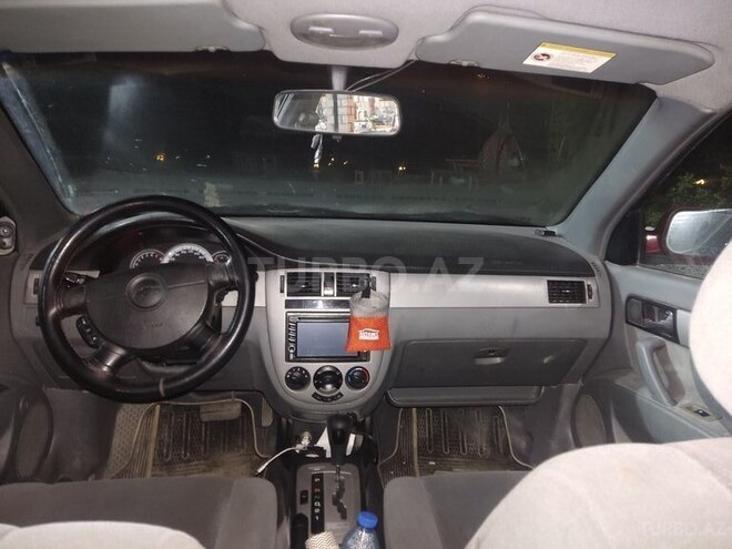 Chevrolet Lacetti 2006, 300,000 km - 1.6 l - Quba