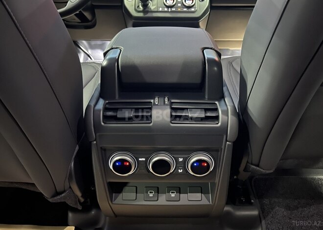 Land Rover Defender 2024, 0 km - 3.0 l - Bakı