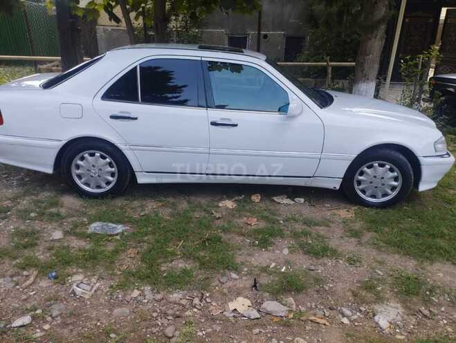 Mercedes C 230 1999, 259,000 km - 2.3 l - İsmayıllı