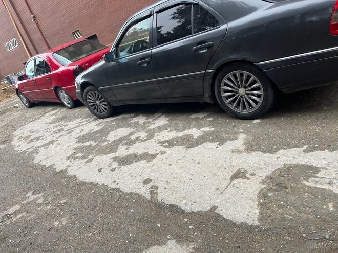 Mercedes C 200 1995, 593,815 km - 2.0 l - Bakı
