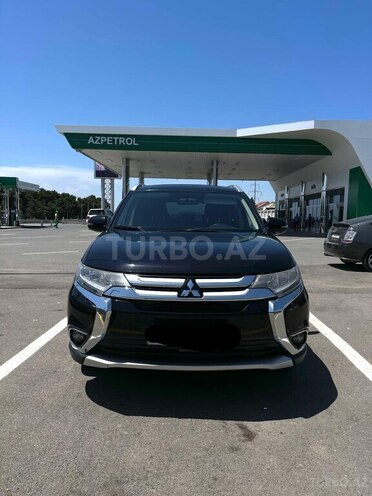 Mitsubishi Outlander 2015, 185,000 km - 2.4 л - Bakı