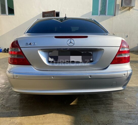 Mercedes E 260 2003, 301,000 km - 2.6 l - Bakı