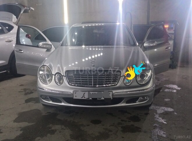 Mercedes E 260 2003, 301,000 km - 2.6 l - Bakı