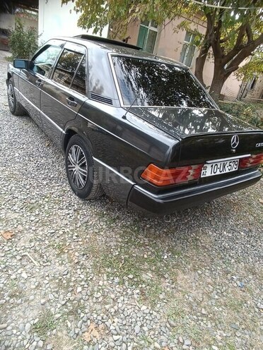 Mercedes 190 1992, 200,000 km - 2.0 l - Ağdam