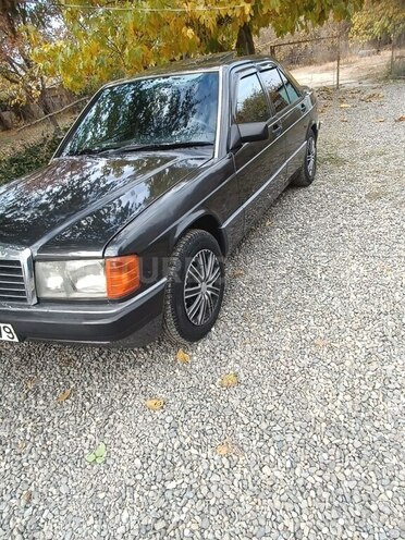 Mercedes 190 1992, 200,000 km - 2.0 l - Ağdam