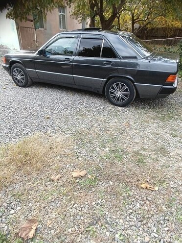 Mercedes 190 1992, 200,000 km - 2.0 l - Ağdam