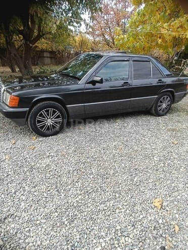 Mercedes 190 1992, 200,000 km - 2.0 l - Ağdam