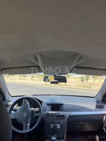 Opel Astra 2005, 238,000 km - 1.4 l - Bakı