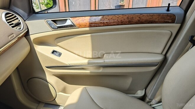 Mercedes GL 320 4MATIC 2008, 34,000 km - 3.0 l - Bakı