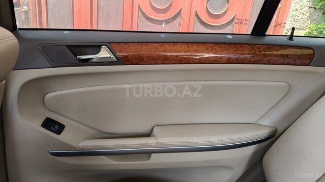 Mercedes GL 320 4MATIC 2008, 34,000 km - 3.0 l - Bakı