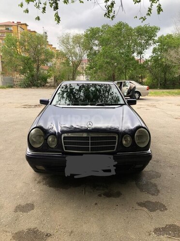 Mercedes E 230 1997, 400,000 km - 2.3 l - Sumqayıt
