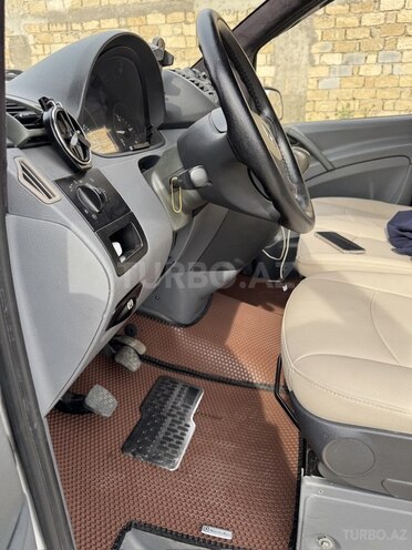 Mercedes Vito 111 2009, 325,000 km - 2.2 л - Bakı