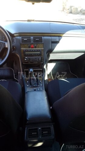Mercedes E 320 1995, 389,000 km - 3.2 l - Bakı
