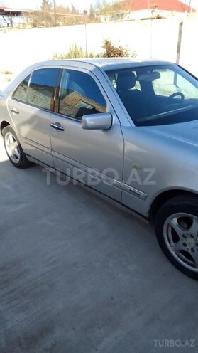 Mercedes E 320 1995, 389,000 km - 3.2 l - Bakı