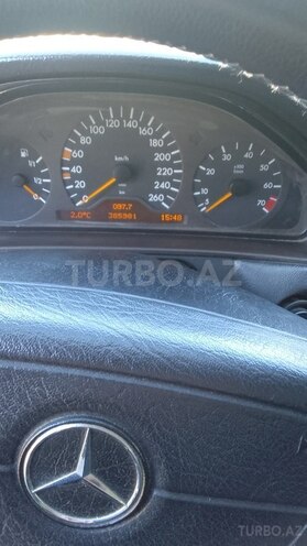 Mercedes E 320 1995, 389,000 km - 3.2 l - Bakı