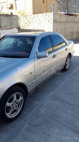 Mercedes E 320 1995, 389,000 km - 3.2 l - Bakı
