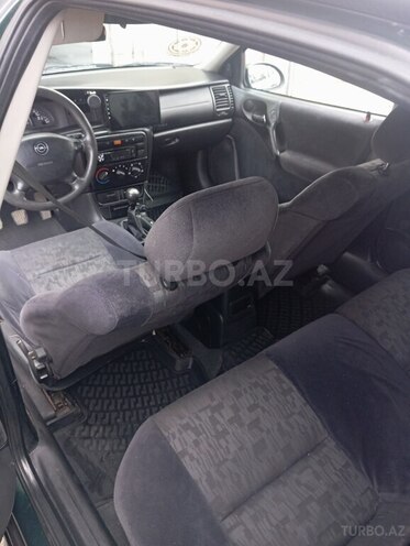 Opel Vectra 1999, 231,885 km - 1.6 l - Quba