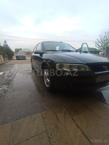 Opel Vectra 1999, 231,885 km - 1.6 l - Quba